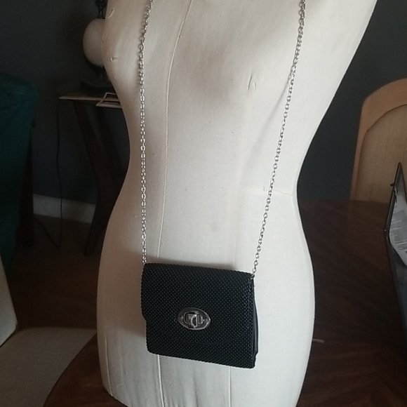 Small black beaded crossbody purse - Picture 3 of 3